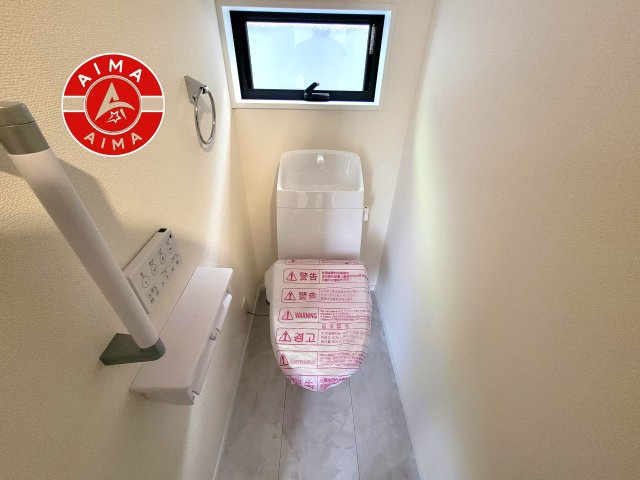 大野城市中3丁目第1-1棟（1号棟）のトイレ|温水洗浄便座を完備しております。2ヶ所にトイレがあるのは朝の慌ただしい時間も安心です。