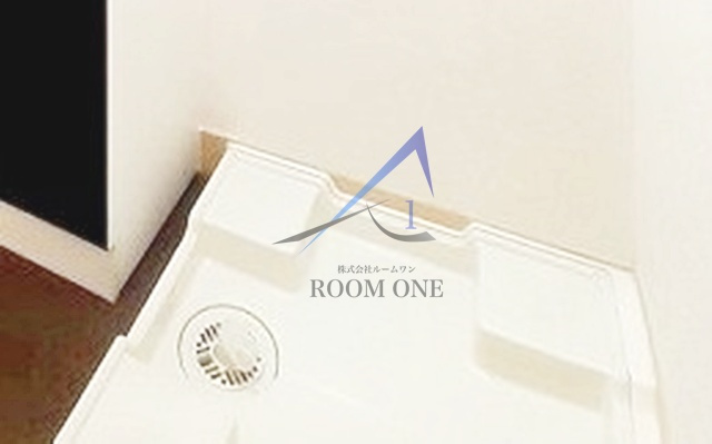 箱根ハイライズビルの設備|洗濯機置き場です。