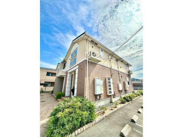 リジュール南条の外観