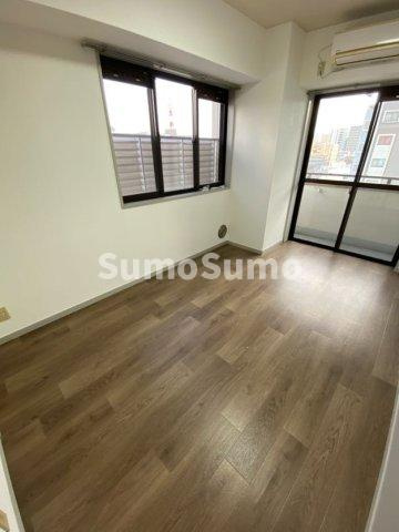 ピュア神戸の居間・リビング