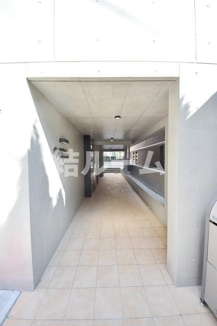 練馬区貫井２丁目の賃貸マンションのエントランス