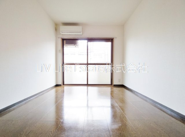 クレールはけの原の洋室