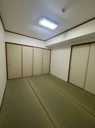 ロイヤルマンション豊橋公園の和室