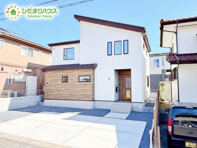 【外観】 | ひたちなか市足崎2期　新築戸建 | 明るい光が差し込む開放感あふれる住まいです。