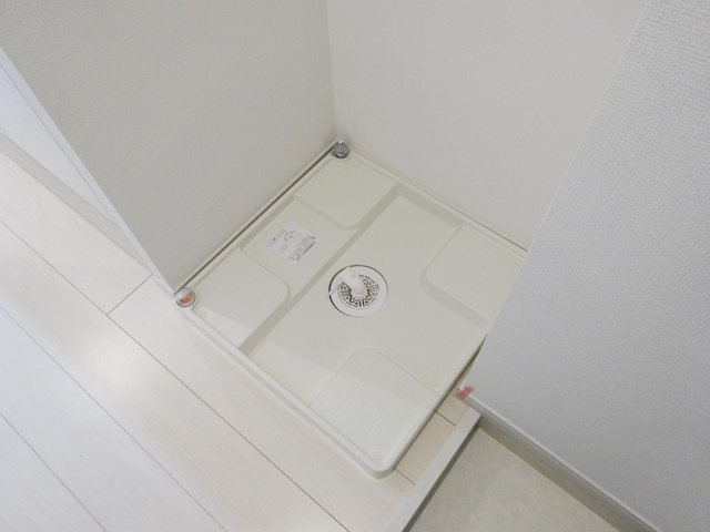 リブリ・シャドゥールの内装|洗濯機置場です。