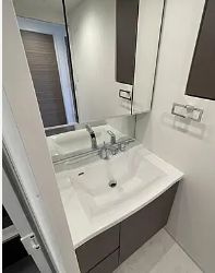 【独立洗面台】 | ジニア浅草 | 使いやすい独立洗面台です