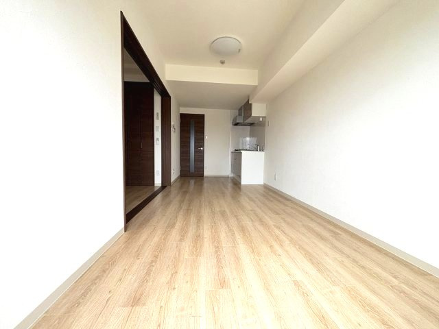FREEDOM residence藤井寺岡の居間・リビング