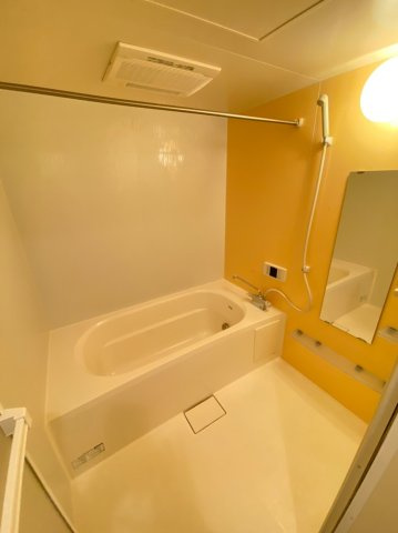 グリーンフォレストの浴室|追炊き・浴室乾燥付き♪