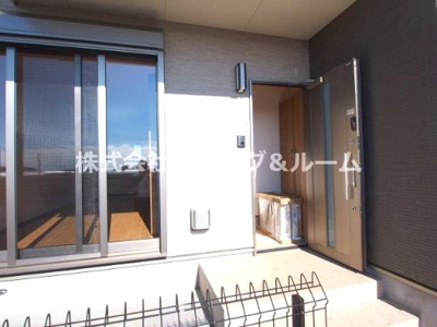 【玄関】 | テラスハウス・三笠