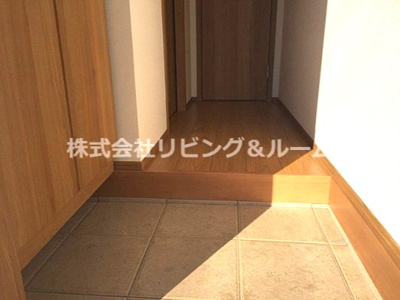 【玄関】 | テラスハウス・三笠