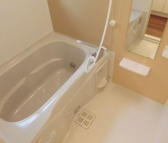 【浴室】 | NEXUSワセダ | コンパクトで使いやすいお風呂です