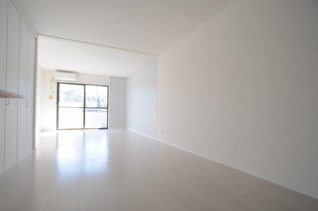 パルセルもえぎ野の居間・リビング