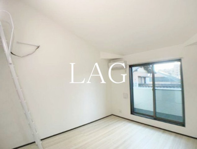 【居間・リビング】 | グランディール | 洋室のお部屋です。