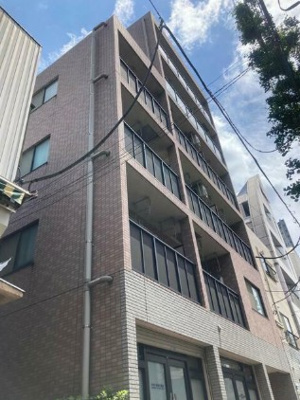 【外観】 | サンフラワー荻窪 | 鉄筋コンクリート造のがっちりとした建物。