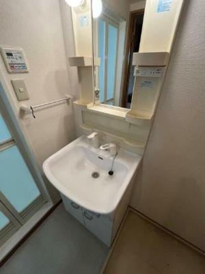 【独立洗面台】 | サンフラワー荻窪 | 嬉しい独立洗面台付き。