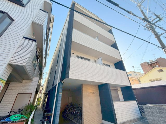 アヴァンス淡路の外観