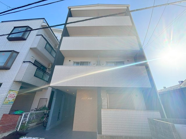 アヴァンス淡路の外観