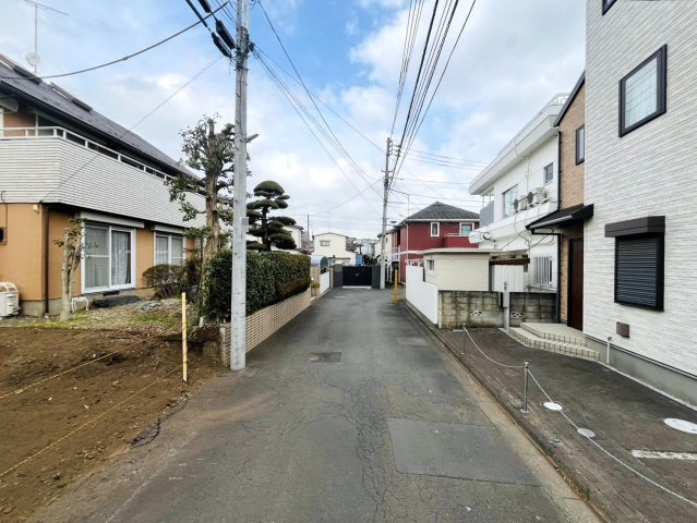 【前面道路含む現地写真】 | 西東京市ひばりが丘北4丁目　売地　２区画 | 急行停車駅「ひばりが丘」駅徒歩4分という駅チカ好立地