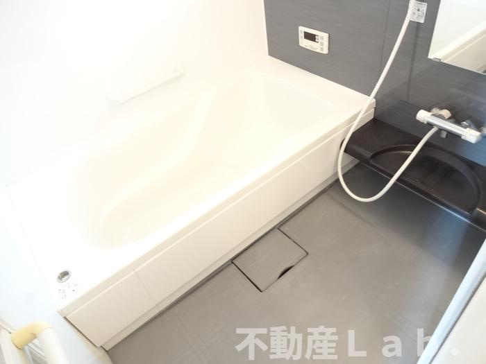 ルミエール野口の浴室