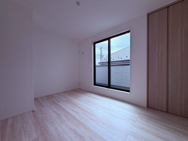 【前面道路含む現地写真】 | 練馬区南大泉５丁目　新築戸建て | 落ち着いた低層住宅街の一角、静かな暮らしを送れます