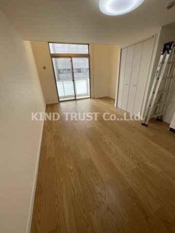 ゼウス梅田アクアの洋室|使い勝手のいい洋室です