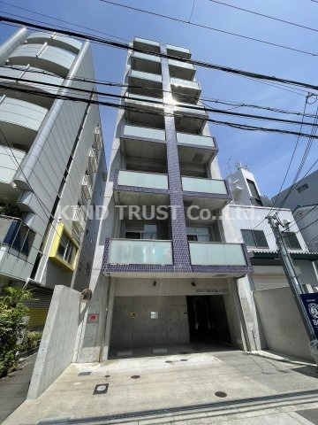 ゼウス梅田アクアの外観|落ち着いた雰囲気の外観です