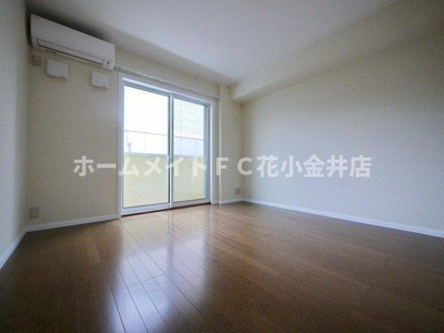 【洋室】 | ソレイユ壱番館