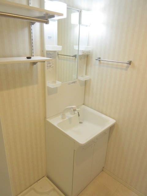 アローシックス２の洗面所|★シャンプードレッサー★