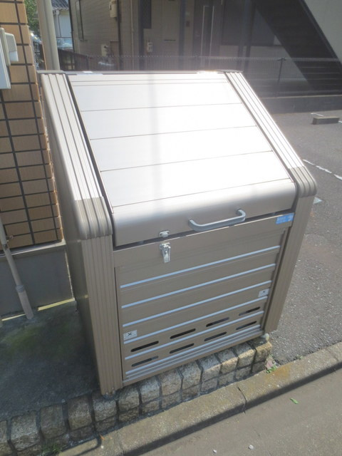 アローシックス２のその他共用部分|★ゴミストッカー★