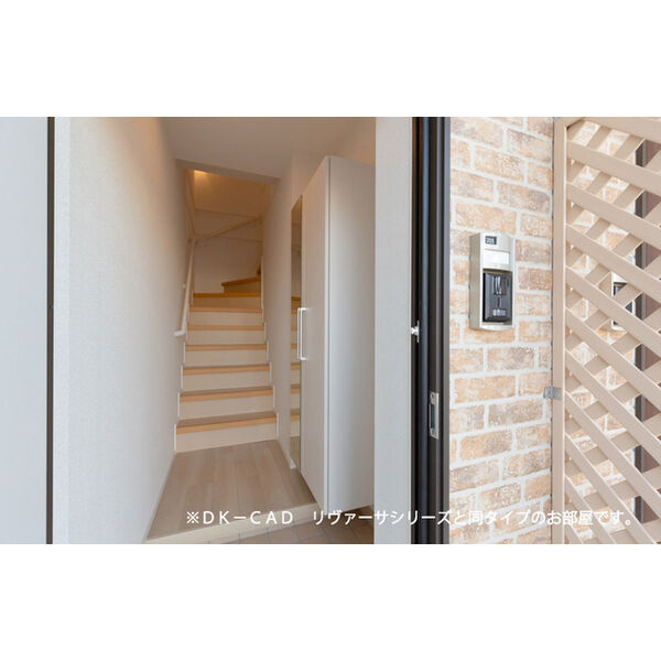 Ａｓ’Ｂｌｕｅ　アズブルーの玄関|※別号室写真