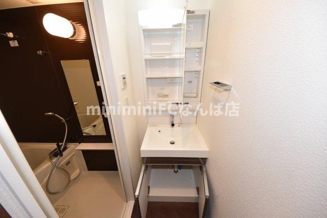 HRフロントリーガル難波ウエスト