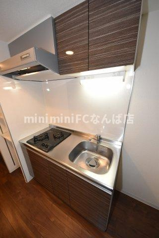 HRフロントリーガル難波ウエストのキッチン