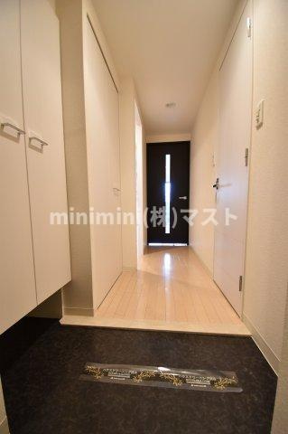 エスリード福島リバーフロントの玄関