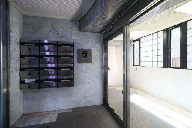 ＤｅＬＣＣＳ　Ｍｉｎａｍｉｎａｇａｓａｋｉのエントランス