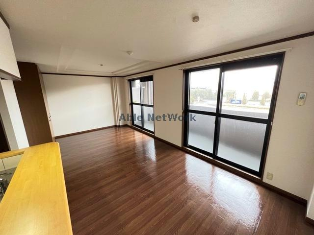 スカイヴァレイの居間・リビング|15.9帖LDK