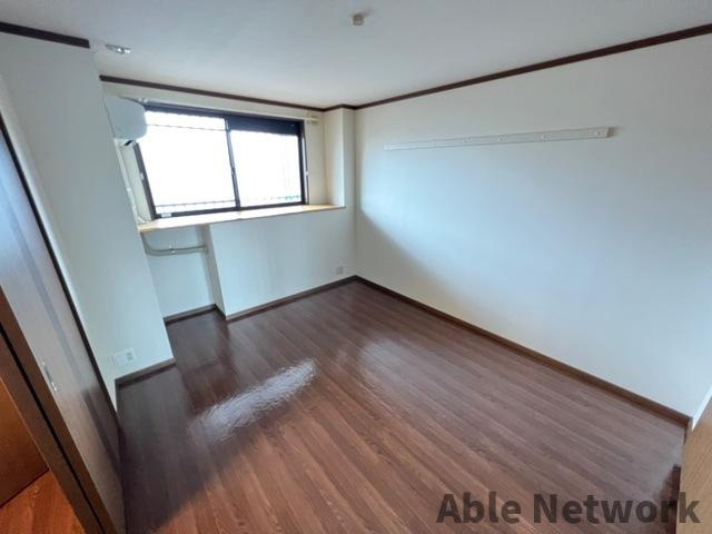 スカイヴァレイの居間・リビング|エアコン付きで快適