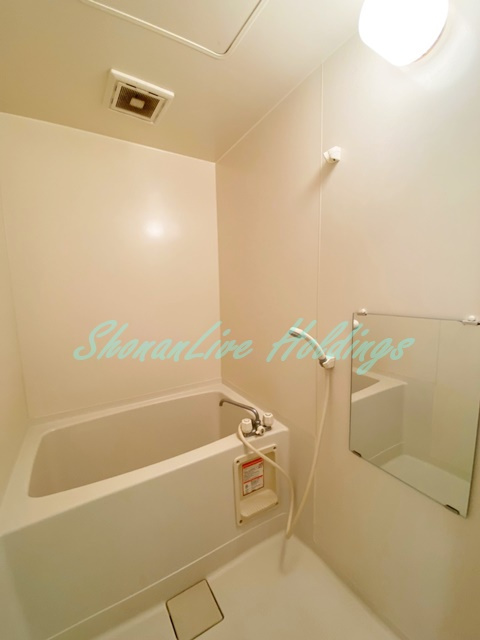 ヴェルデ七里ヶ浜Ⅱの浴室