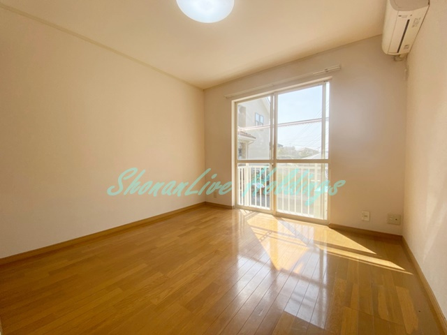 ヴェルデ七里ヶ浜Ⅱの居間・リビング