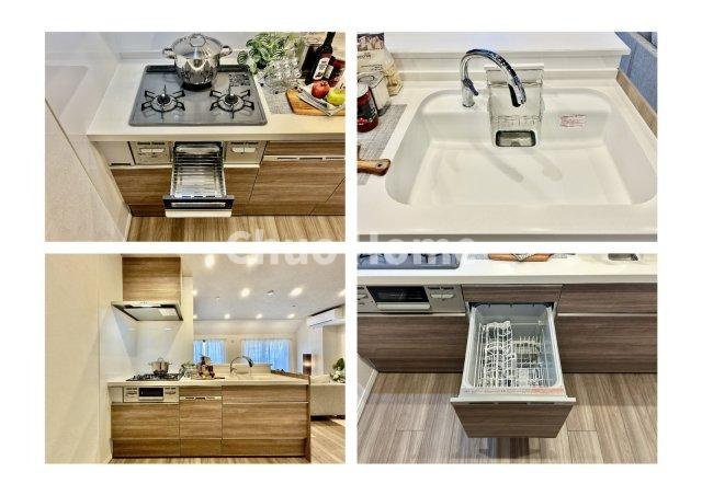 モリス綾瀬のキッチン|【システムキッチン】ワイドで収納豊富な使い勝手の良いカウンターキッチンには、食洗器や伸縮タイプのキッチン水栓、三ツ口コンロ・魚焼きグリルなどの便利な設備が標準完備されています。