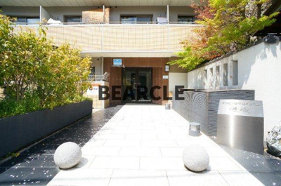 【エントランス】 | ヤングヴィレッジ嵯峨