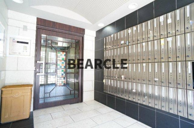 【エントランス】 | ヤングヴィレッジ嵯峨