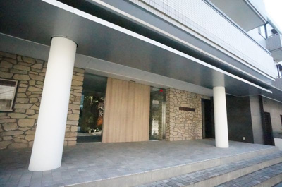 【エントランス】 | カルパティア市ヶ谷