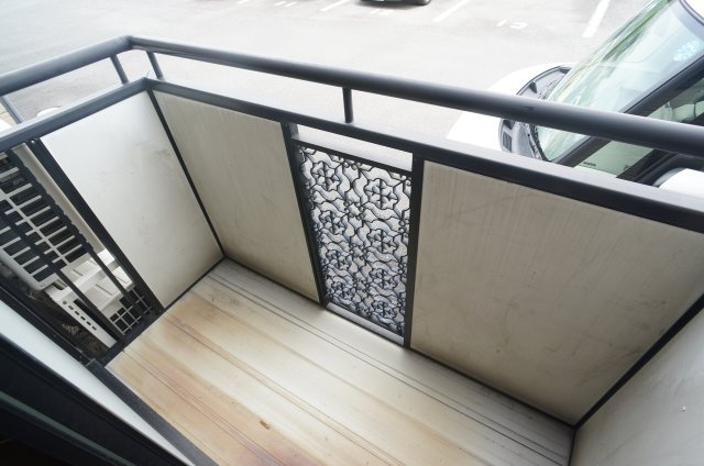 アヴェニューパルのバルコニー