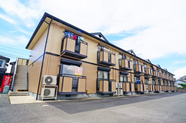 アヴェニューパルの外観