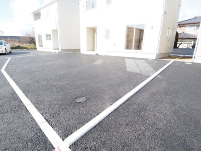 【駐車場】 | Cradle garden　瀬上町第２０　２号棟 | ★内覧予約で新米2kg★