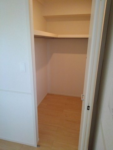 クレセントＡの収納