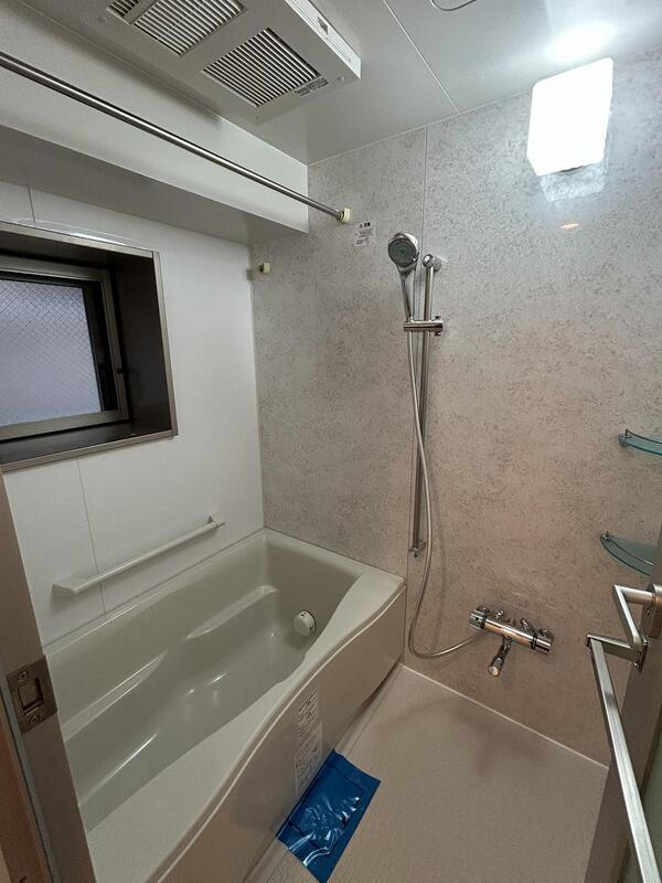 ベルファース本郷弓町の浴室|浴室乾燥機付き※別室参考写真