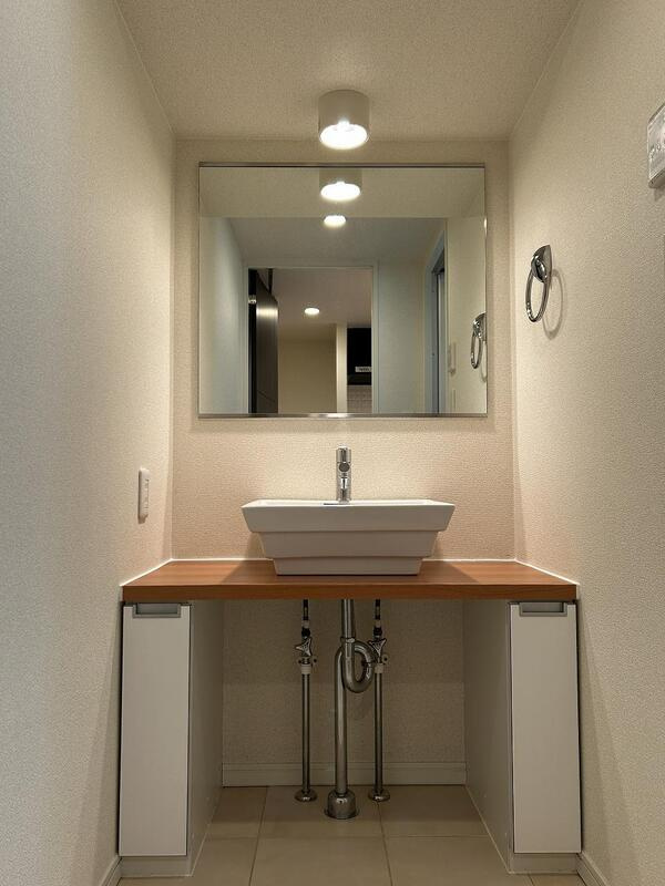 ベルファース本郷弓町の洗面所|お洒落な独立洗面台※別室参考写真