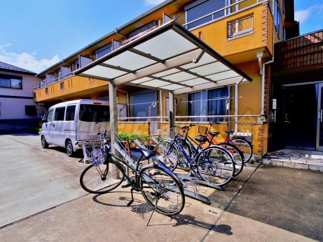 小平市学園東町３丁目のアパートのその他