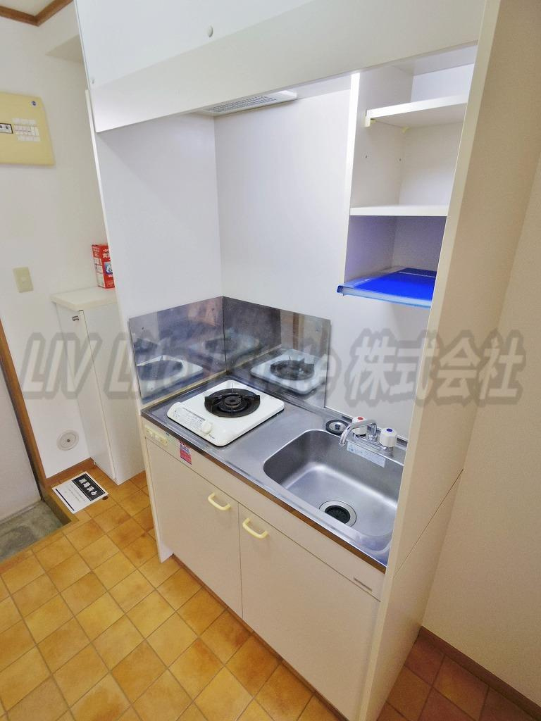 小平市学園東町３丁目のアパートのキッチン